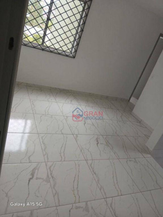 Imagem Apartamento com 2 Quartos à Venda, 44 m² em Santa Cândida - Curitiba