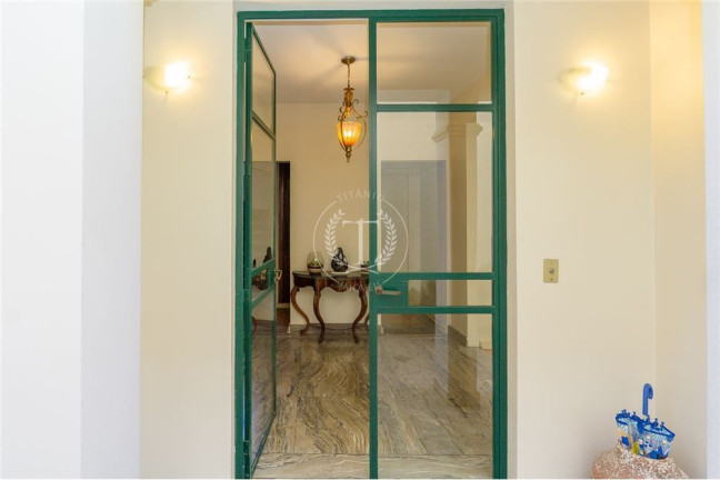 Imagem Casa com 5 Quartos à Venda, 288 m² em Jardim Das Bandeiras - São Paulo