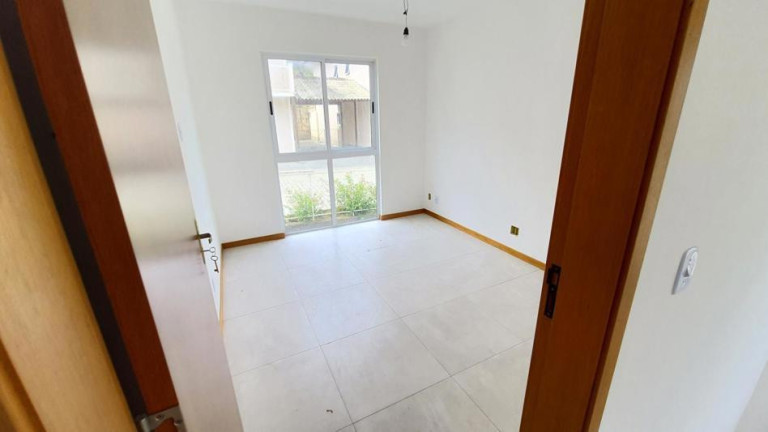 Imagem Casa com 4 Quartos à Venda, 128 m² em Vargem Grande - Teresópolis