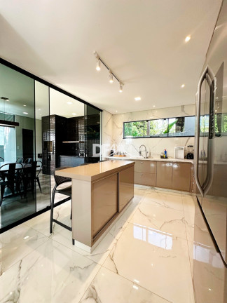 Imagem Casa com 3 Quartos à Venda, 190 m² em Setor Habitacional Arniqueira (águas Claras) - Brasília Imagem Casa com 3 Quartos à Venda, 190 m² em Setor Habitacional Arniqueira (águas Claras) - Brasília
