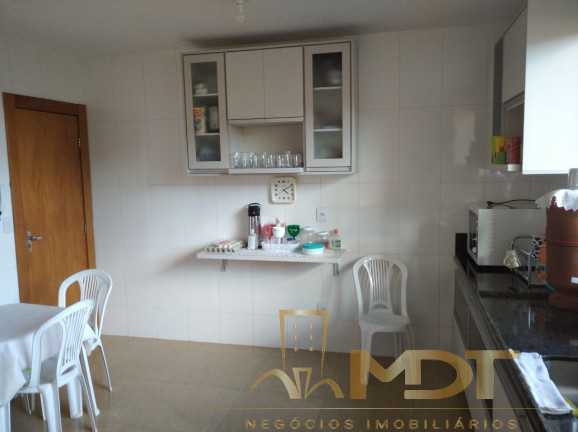 Imagem Casa com 4 Quartos à Venda, 300 m² em Santa Mônica - Belo Horizonte Imagem Casa com 4 Quartos à Venda, 300 m² em Santa Mônica - Belo Horizonte