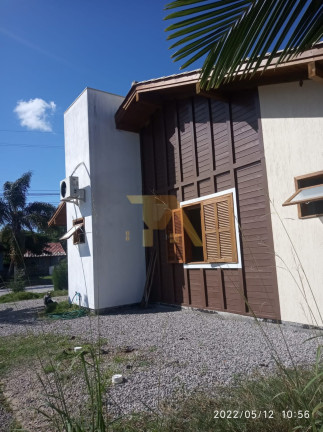 Imagem Imóvel com 2 Quartos à Venda, 120 m² em Ressacada - Garopaba Imagem Imóvel com 2 Quartos à Venda, 120 m² em Ressacada - Garopaba