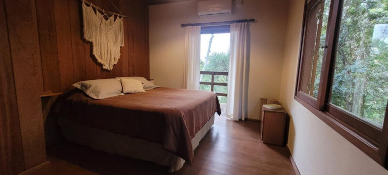 Imagem Casa com 4 Quartos à Venda, 170 m² em Praia Do Rosa - Imbituba Imagem Casa com 4 Quartos à Venda, 170 m² em Praia Do Rosa - Imbituba