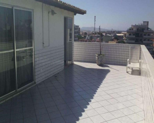 Imagem Apartamento com 4 Quartos à Venda, 140 m² em Braga - Cabo Frio