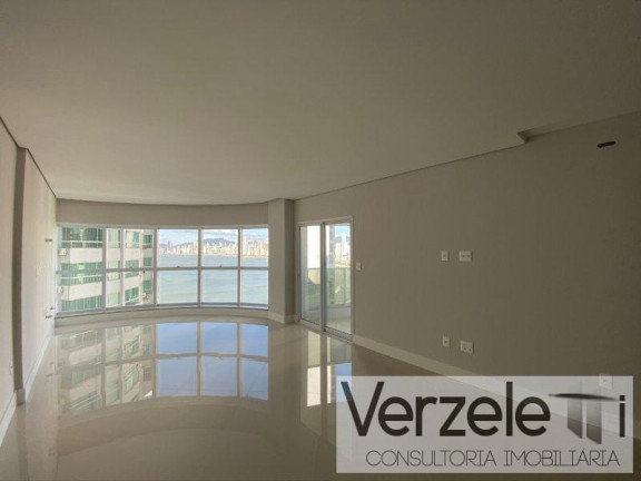 Imagem Apartamento com 4 Quartos à Venda, 160 m² em Pioneiros - Balneário Camboriú Imagem Apartamento com 4 Quartos à Venda, 160 m² em Pioneiros - Balneário Camboriú