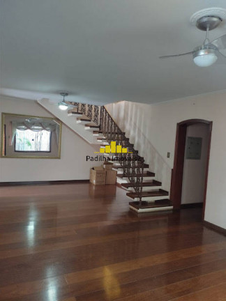 Sobrado com 3 Quartos à Venda, 250 m² em Vila Trujillo - Sorocaba