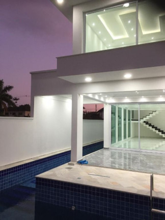 Imagem Sobrado com 5 Quartos à Venda ou Locação, 430 m² em Centro - Bertioga Imagem Sobrado com 5 Quartos à Venda ou Locação, 430 m² em Centro - Bertioga