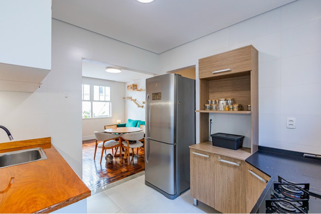 Imagem Apartamento com 2 Quartos à Venda, 76 m² em Petrópolis - Porto Alegre