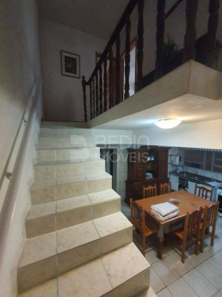 Imagem Casa com 3 Quartos à Venda, 90 m² em Centro - Balneário Camboriú Imagem Casa com 3 Quartos à Venda, 90 m² em Centro - Balneário Camboriú