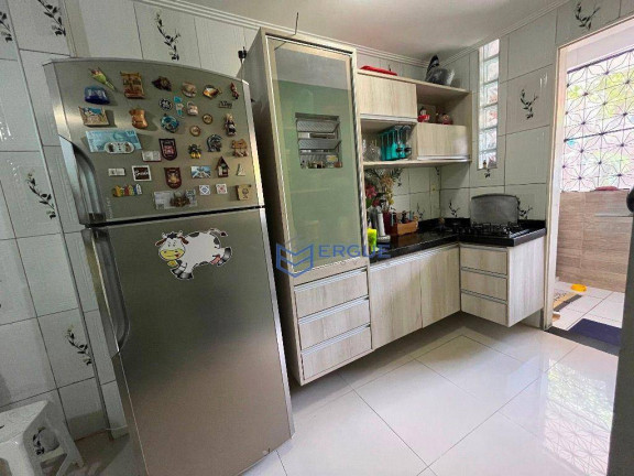 Imagem Casa com 4 Quartos à Venda, 224 m² em Presidente Kennedy - Fortaleza Imagem Casa com 4 Quartos à Venda, 224 m² em Presidente Kennedy - Fortaleza