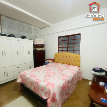 Imagem Casa com 6 Quartos à Venda, 196 m² em Chácara Alvorada - Poços De Caldas Imagem Casa com 6 Quartos à Venda, 196 m² em Chácara Alvorada - Poços De Caldas