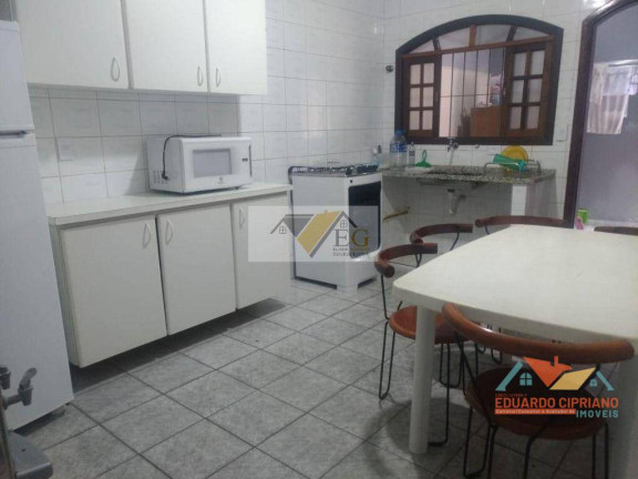 Imagem Casa com 3 Quartos à Venda, 212 m² em Centro - Caraguatatuba
