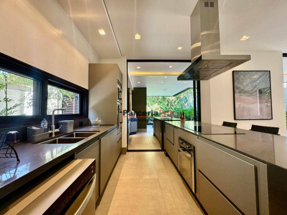 Imagem Casa com 5 Quartos à Venda, 692 m² em Riviera Módulo 17 - Bertioga Imagem Casa com 5 Quartos à Venda, 692 m² em Riviera Módulo 17 - Bertioga