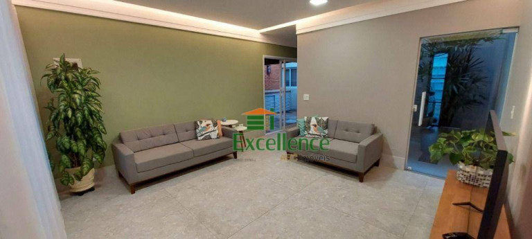 Sobrado com 4 Quartos à Venda, 197 m² em Campestre - Santo André