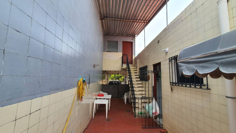 Imagem Casa com 6 Quartos à Venda, 300 m² em Centro - Aracaju Imagem Casa com 6 Quartos à Venda, 300 m² em Centro - Aracaju