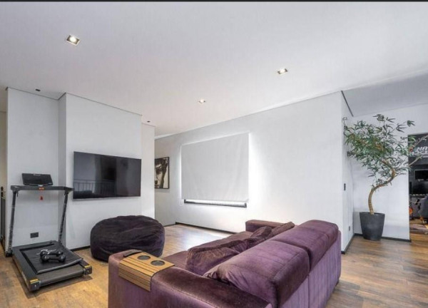 Imagem Casa com 4 Quartos à Venda, 588 m² em Santo Inácio - Curitiba Imagem Casa com 4 Quartos à Venda, 588 m² em Santo Inácio - Curitiba