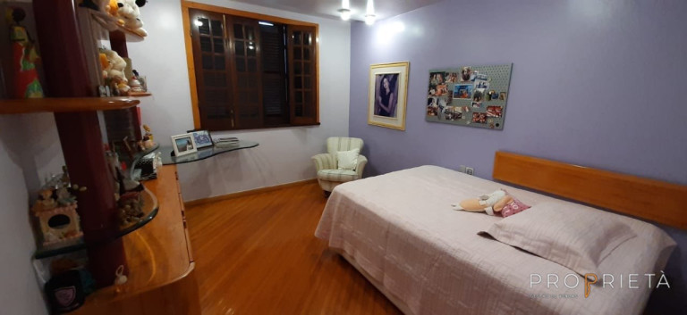 Imagem Casa de Condomínio com 5 Quartos à Venda, em Recreio Dos Bandeirantes - Rio De Janeiro Imagem Casa de Condomínio com 5 Quartos à Venda, em Recreio Dos Bandeirantes - Rio De Janeiro