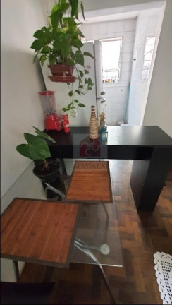 Imagem Apartamento com 1 Quarto à Venda, 41 m² em Menino Deus - Porto Alegre Imagem Apartamento com 1 Quarto à Venda, 41 m² em Menino Deus - Porto Alegre