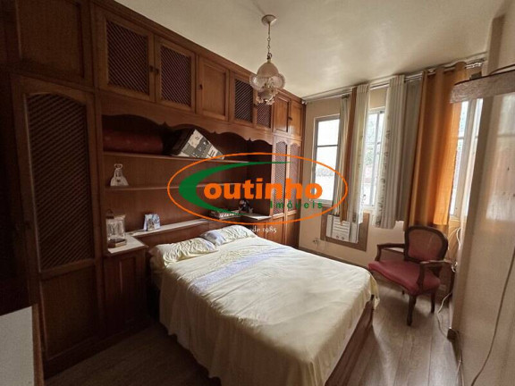 Imagem Apartamento com 4 Quartos à Venda, 140 m² em Tijuca - Rio De Janeiro Imagem Apartamento com 4 Quartos à Venda, 140 m² em Tijuca - Rio De Janeiro