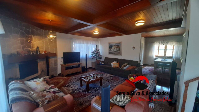 Imagem Casa de Condomínio com 4 Quartos à Venda, 2 m² em Vale Encantado - Campos Do Jordão