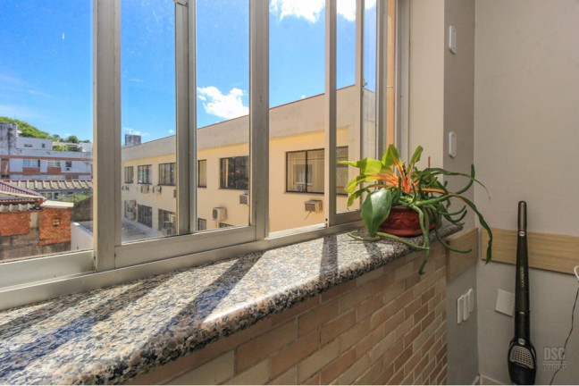 Imagem Imóvel com 3 Quartos à Venda, 124 m² em Teresópolis - Porto Alegre