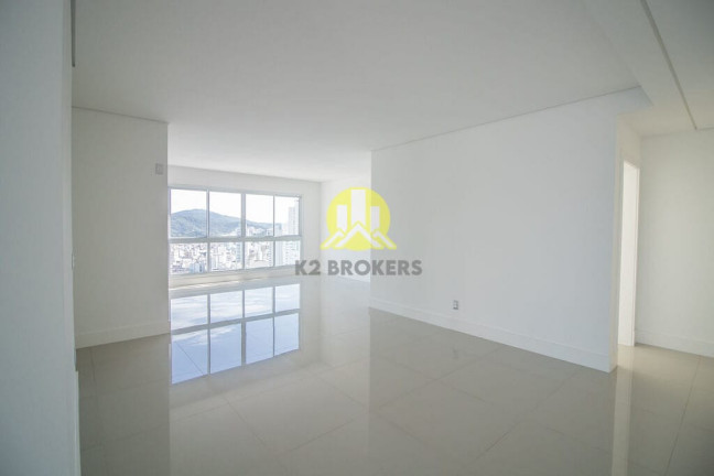 Imagem Apartamento com 3 Quartos à Venda, 128 m² em Centro - Balneário Camboriú