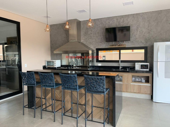 Imagem Casa com 3 Quartos à Venda, 384 m² em Medeiros - Jundiaí