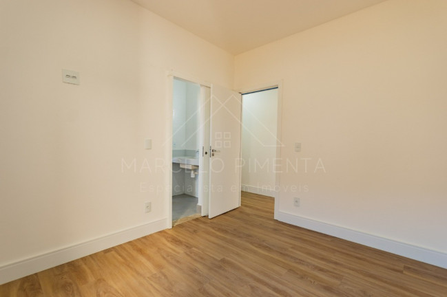 Imagem Casa com 3 Quartos à Venda, 300 m² em Roncáglia - Valinhos