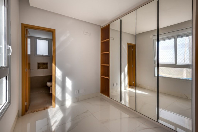 Imagem Apartamento com 3 Quartos à Venda, 180 m² em Jardim Goiás - Goiânia