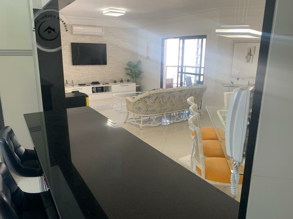Imagem Apartamento com 4 Quartos à Venda, 136 m²
