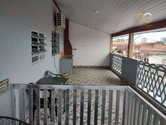 Imagem Sobrado com 4 Quartos à Venda, 250 m² em Balneário Pires - Praia Grande Imagem Sobrado com 4 Quartos à Venda, 250 m² em Balneário Pires - Praia Grande