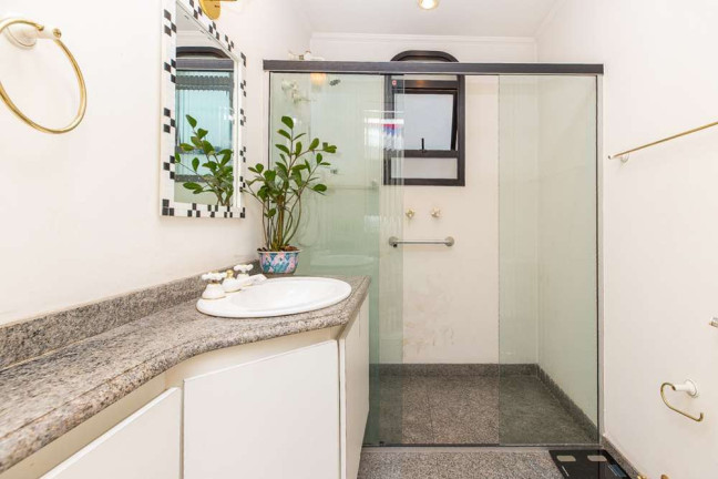 Imagem Imóvel com 3 Quartos à Venda, 251 m² em Moema - São Paulo