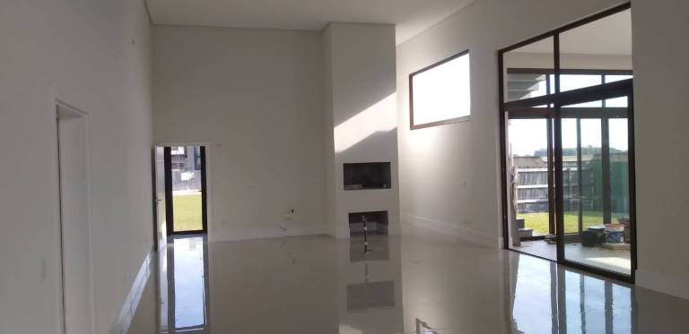 Imagem Casa com 4 Quartos à Venda, 600 m² em Atlântida Sul - Osório Imagem Casa com 4 Quartos à Venda, 600 m² em Atlântida Sul - Osório