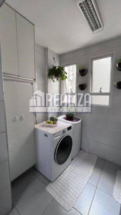 Imagem Apartamento com 3 Quartos à Venda, 98 m² em São Benedito - Uberaba Imagem Apartamento com 3 Quartos à Venda, 98 m² em São Benedito - Uberaba