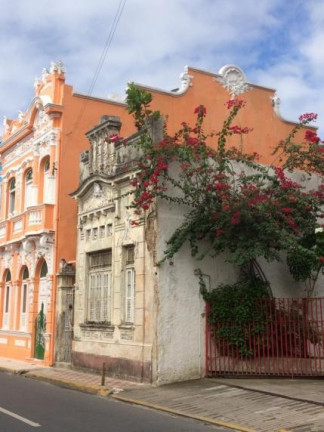 Imagem Casa com 6 Quartos à Venda, 700 m² em Soledade - Recife
