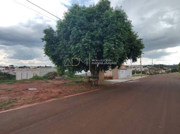 Imagem Terreno à Venda, 375 m² em Jardim Cambuí - Botucatu Imagem Terreno à Venda, 375 m² em Jardim Cambuí - Botucatu