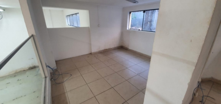 Imagem Casa para Alugar, 800 m² em Jardim Dos Camargos - Barueri
