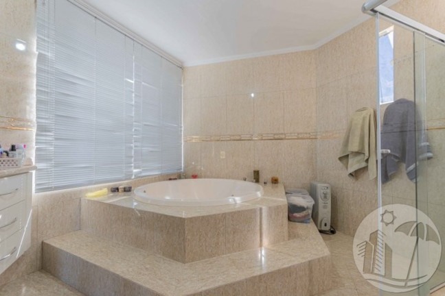 Imagem Casa com 5 Quartos à Venda, 259 m² em Ariribá - Balneário Camboriú