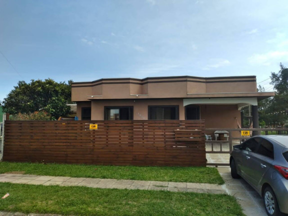 Casa com 2 Quartos à Venda, 154 m² em Tramandaí