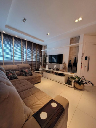 Imagem Apartamento com 4 Quartos à Venda, 135 m² em Centro - Balneário Camboriú Imagem Apartamento com 4 Quartos à Venda, 135 m² em Centro - Balneário Camboriú