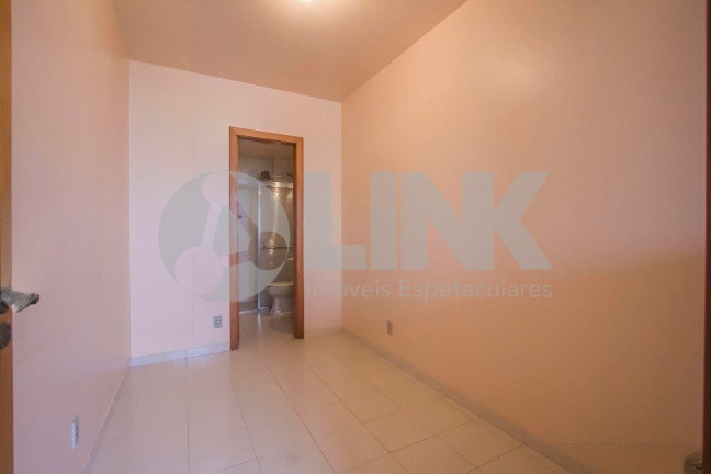 Imagem Apartamento com 3 Quartos à Venda, 190 m² em Petrópolis - Porto Alegre