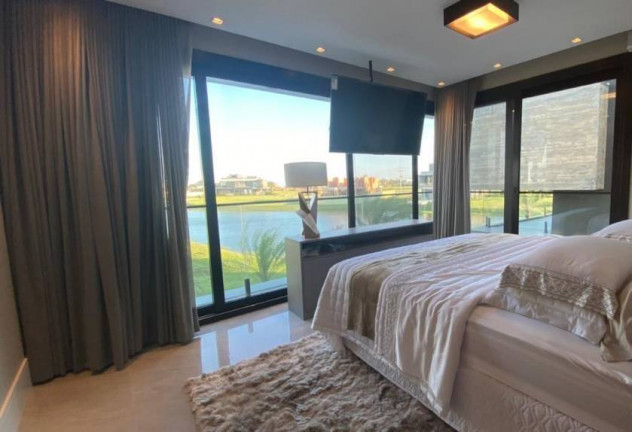 Imagem Casa com 5 Quartos à Venda, 360 m² em Centro - Xangri-lá