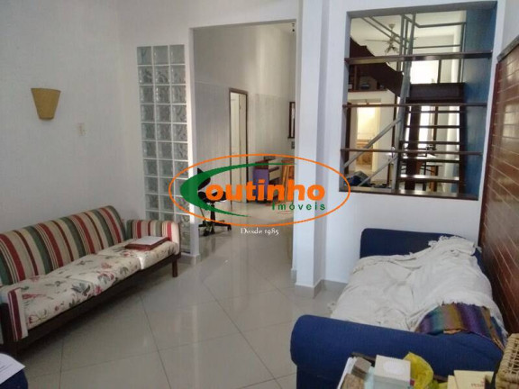 Imagem Casa com 5 Quartos à Venda, 275 m² em Grajaú - Rio De Janeiro Imagem Casa com 5 Quartos à Venda, 275 m² em Grajaú - Rio De Janeiro