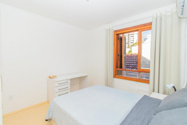 Imagem Apartamento com 3 Quartos à Venda, 95 m² em Rio Branco - Porto Alegre