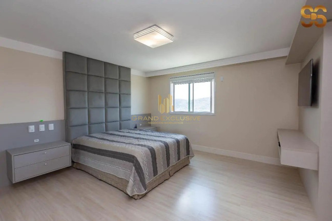 Imagem Apartamento com 4 Quartos à Venda, 228 m² em Pioneiros - Balneário Camboriú