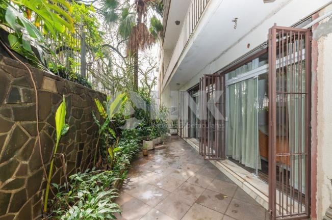 Imagem Apartamento com 3 Quartos à Venda, 126 m² em Moinhos De Vento - Porto Alegre