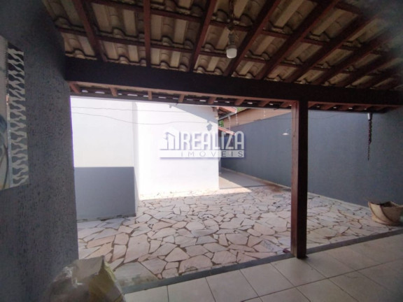 Imagem Casa com 3 Quartos à Venda, 255 m² em Residencial Monte Castelo - Uberaba Imagem Casa com 3 Quartos à Venda, 255 m² em Residencial Monte Castelo - Uberaba