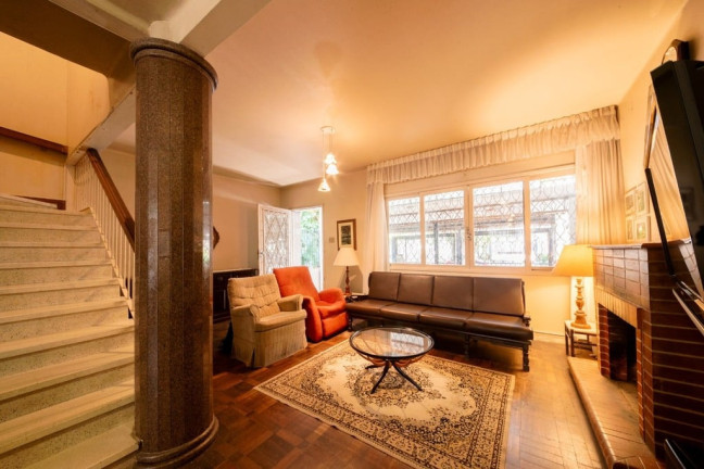 Imagem Casa com 3 Quartos à Venda, 156 m² em Petrópolis - Porto Alegre