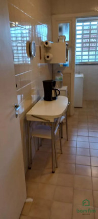 Imagem Apartamento com 2 Quartos à Venda, 75 m² em Cristal - Porto Alegre Imagem Apartamento com 2 Quartos à Venda, 75 m² em Cristal - Porto Alegre