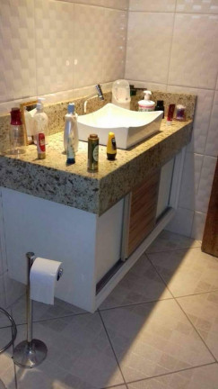 Imagem Casa com 5 Quartos à Venda,  em Ypu - Nova Friburgo